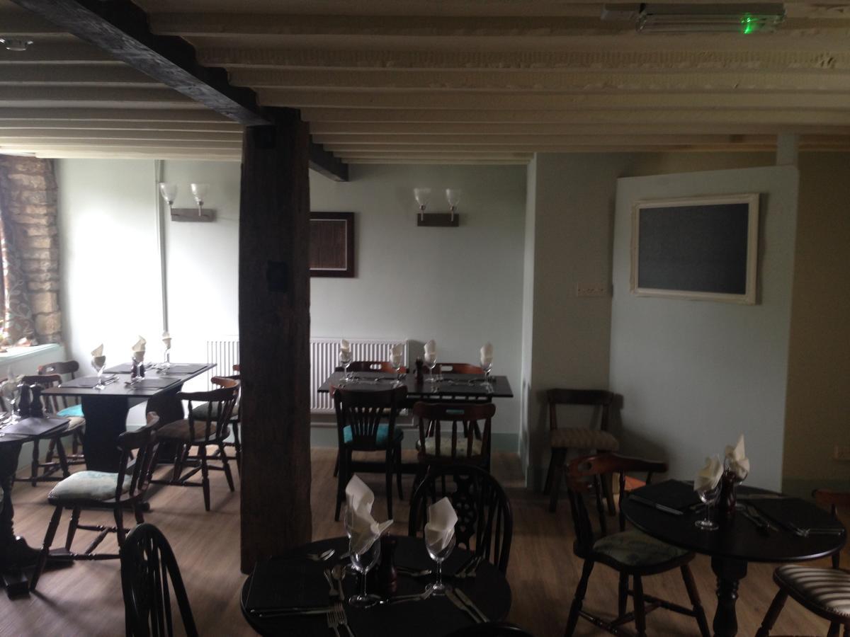Mildmay Arms Queen Camel Екстер'єр фото